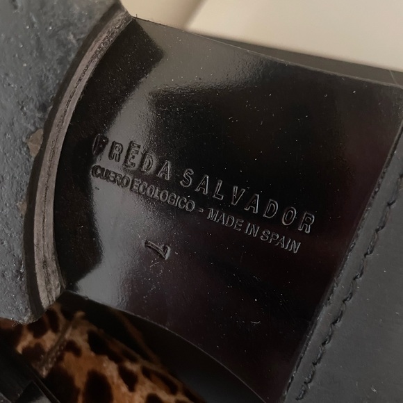 Freda Salvador Sleek Chelsea Ankle Boot - Cheetah Size 7 - Picture 7 of 9